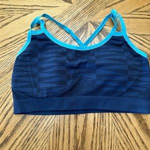 Smart wool strapped sports bra size medium